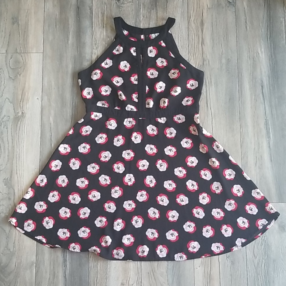 Elle Black Floral Dress, Size 14